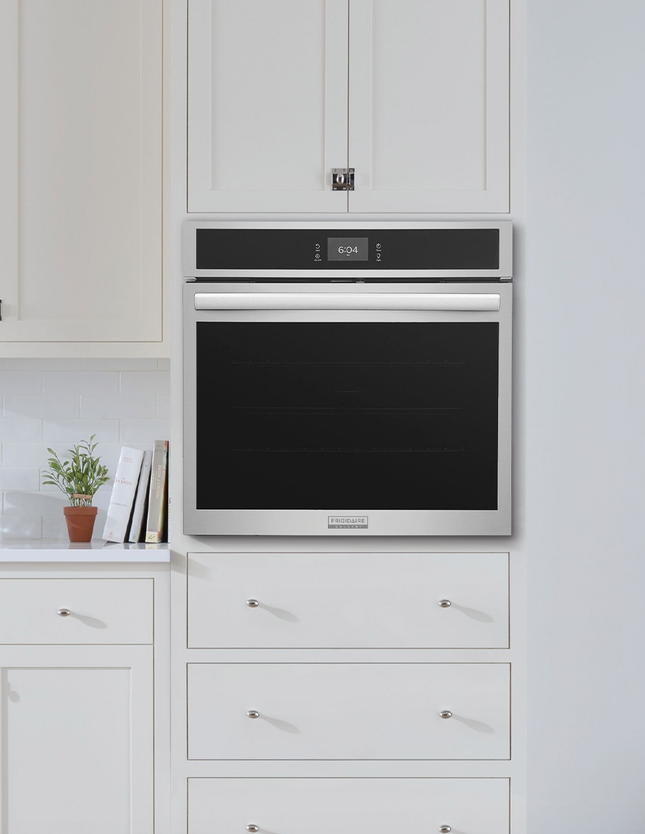 Horno eléctrico Frigidaire GCWS3067AF capacidad 76 L
